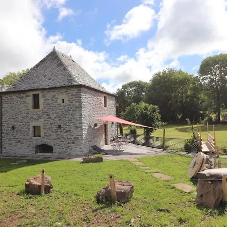 Renove Avec Charme, Confort Moderne, Au Pied Du Puy Mary, Ideal Pour Randonnees Et Detente. - Fr-1-742-352 Semesterbostad