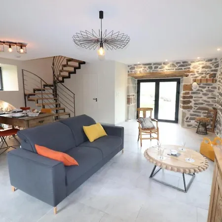 Renove Avec Charme, Confort Moderne, Au Pied Du Puy Mary, Ideal Pour Randonnees Et Detente. - Fr-1-742-352 Semesterbostad *